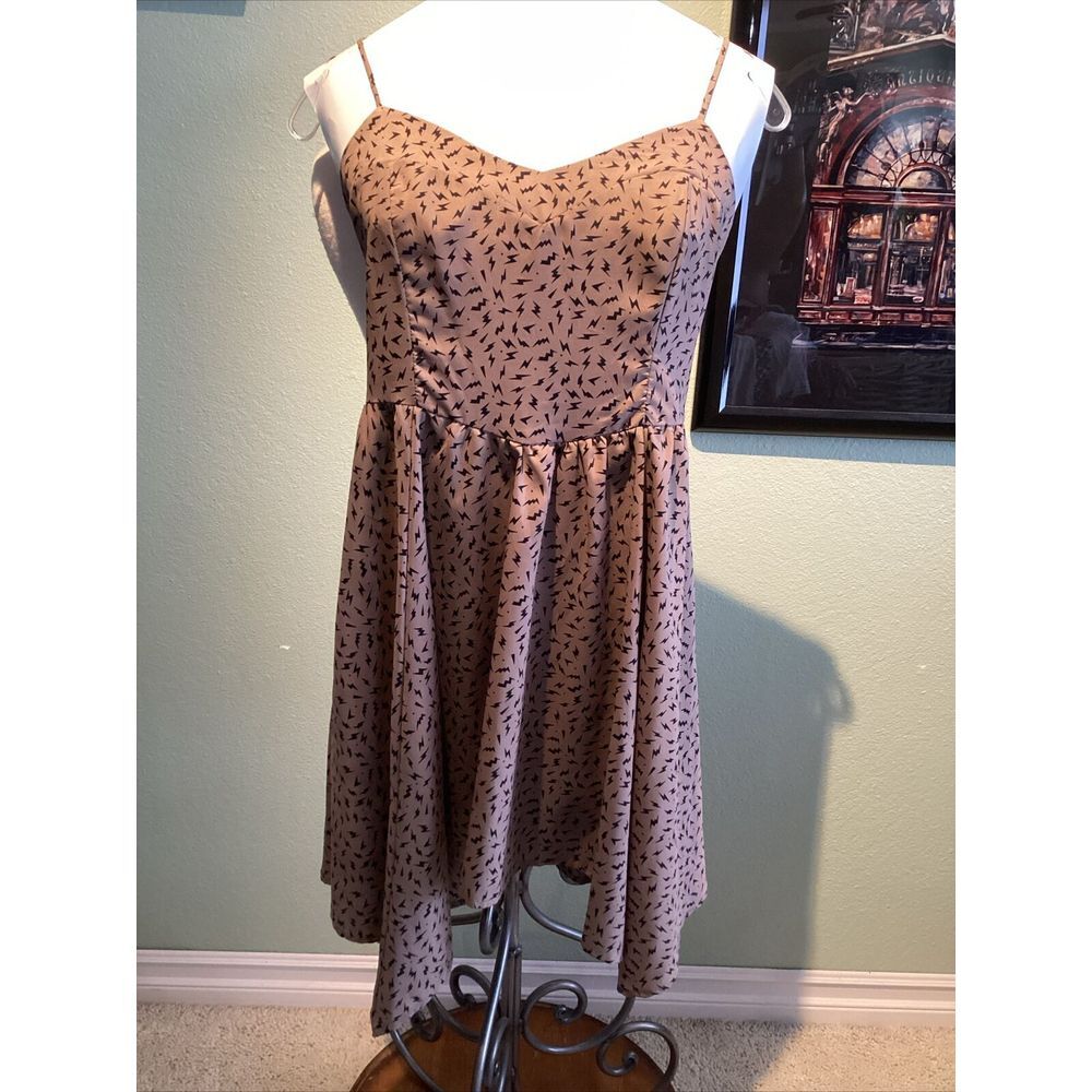 Lush Sundress Size Small Tan With Black Lighting Bolts